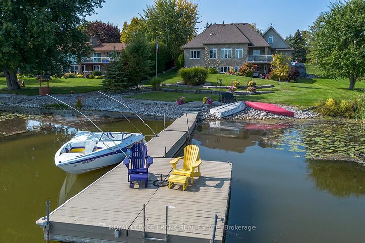 Property Photo: 24 Gilson Point Place ON K0M 2C0