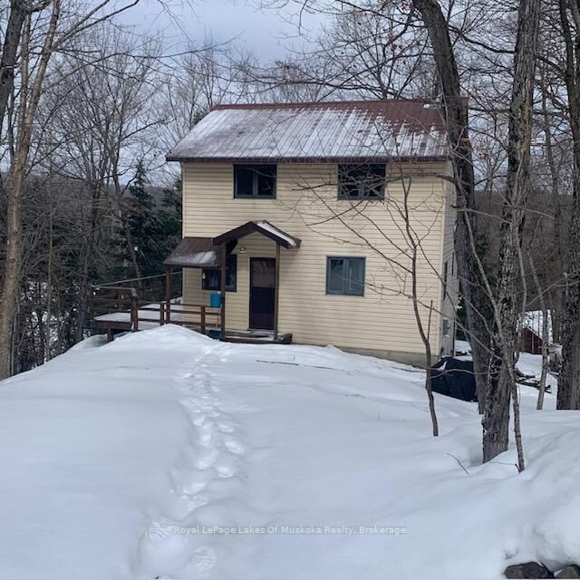 22 Frank Lane — photo 1