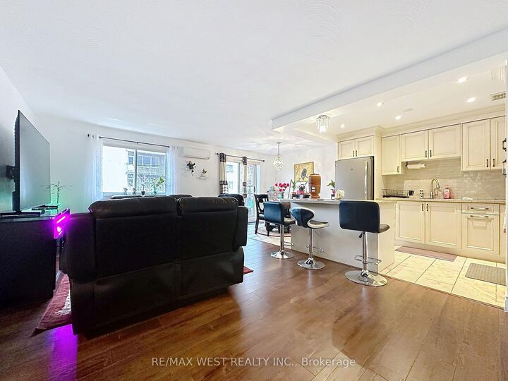 800 Kennedy Road 206 — photo 1