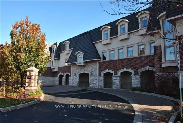 390 Upper Middle Road E 305 — photo 1