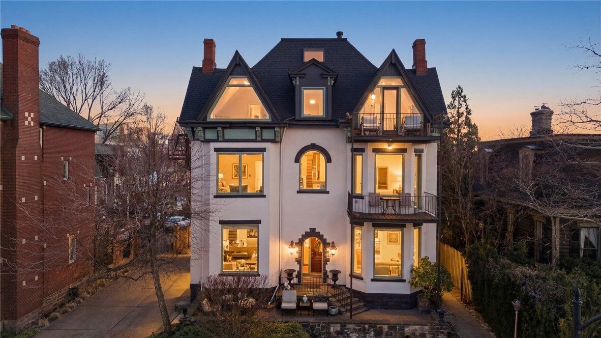 Property Photo:  229 Grandview Ave 3  PA 15211 