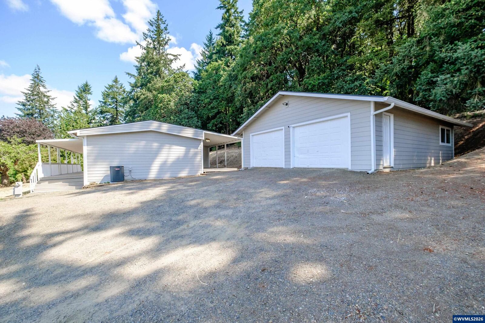 Property Photo:  38611 Century Dr NE  OR 97322 