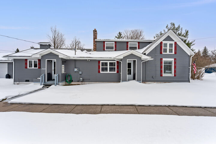 Property Photo:  300 Lynn Street  MI 49746 