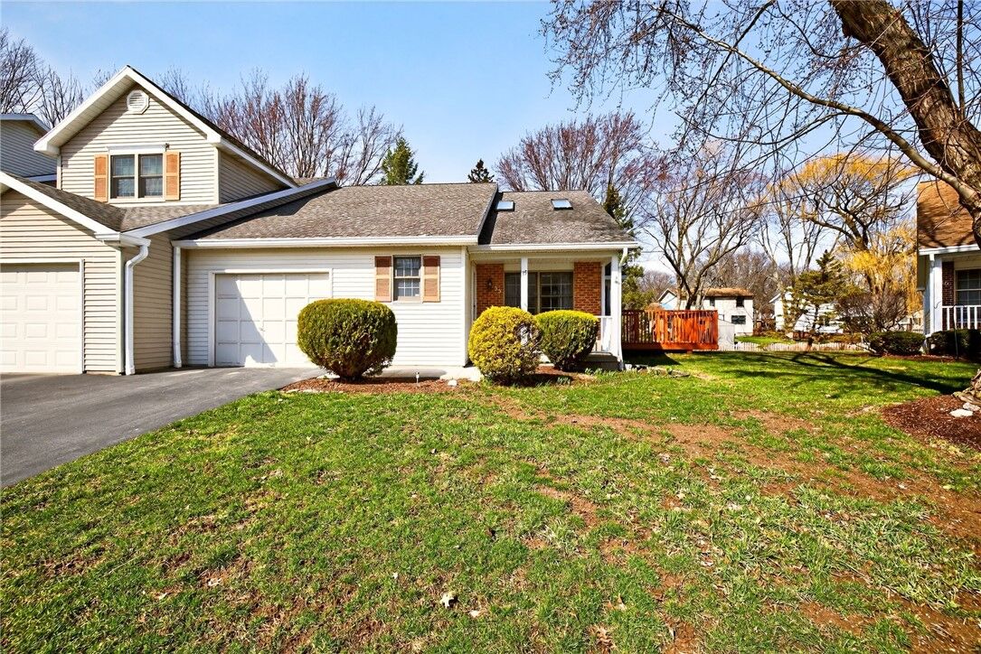 Property Photo:  35 Sleepy Hollow  NY 14624 