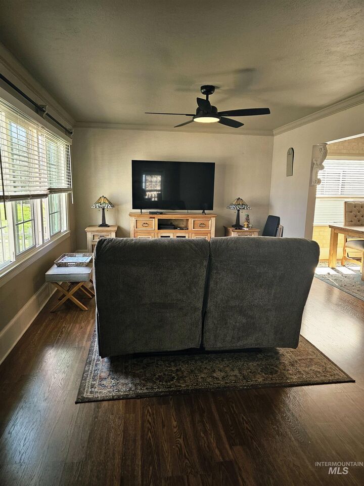 Property Photo:  712 3rd St  ID 83501 