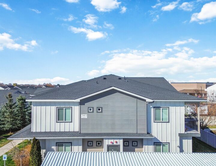 Property Photo: 2985 N Meridian Rd ID 83646