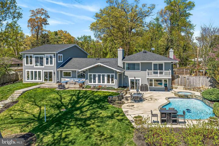 Property Photo:  5801 River Drive  VA 22079 