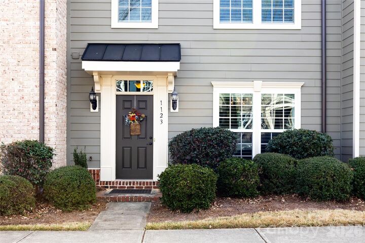 Property Photo:  1123 Inn Keepers Way  NC 28031 