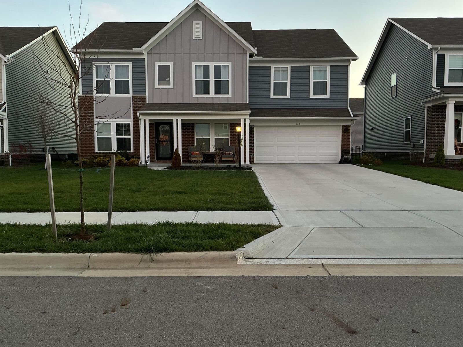 Property Photo: 1043 Beehive Grove OH 43123