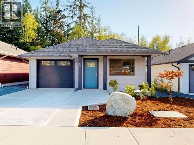 7164 Edgehill Crescent — photo 1