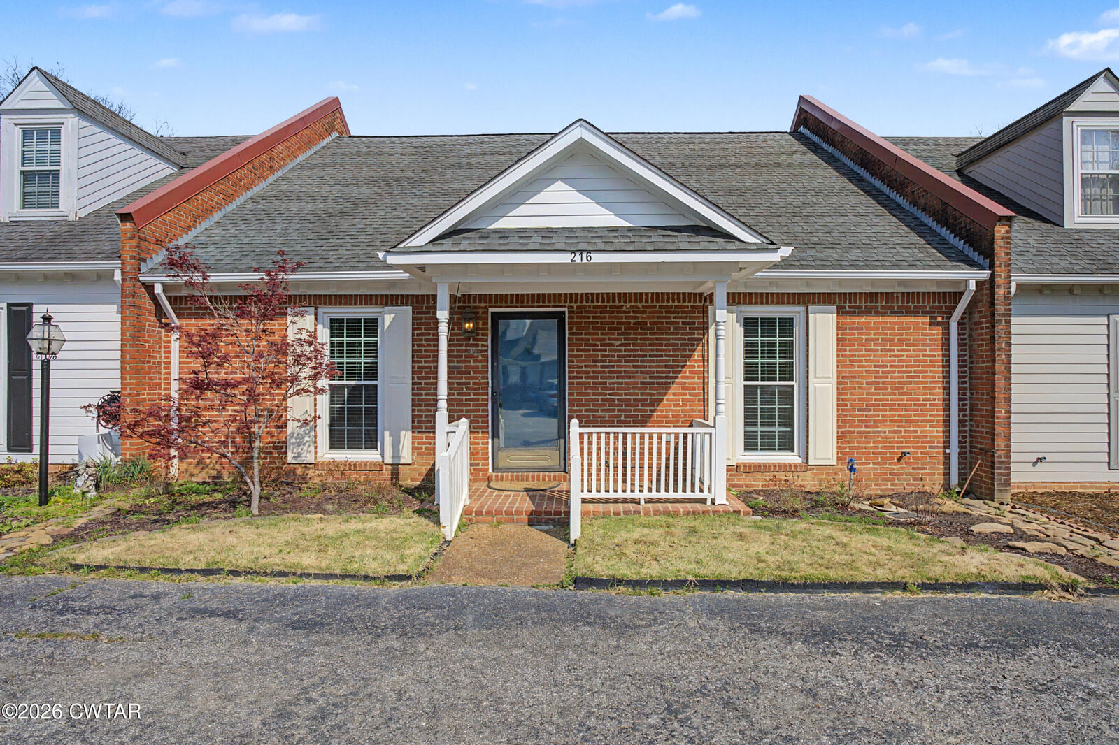 Property Photo:  216 Cromwell Square S  TN 38012 
