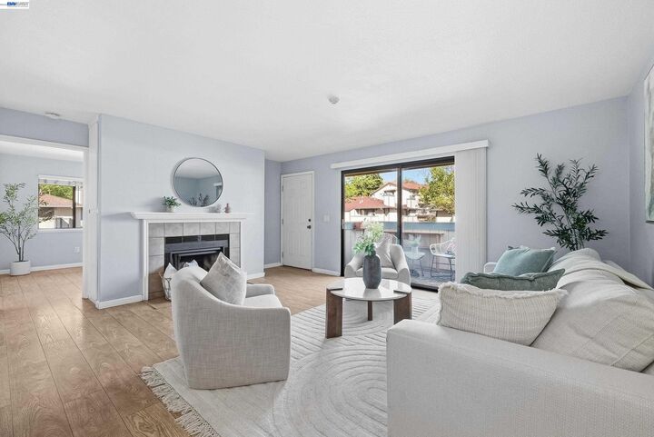 Property Photo:  2523 Copa Del Oro Dr  CA 94587 