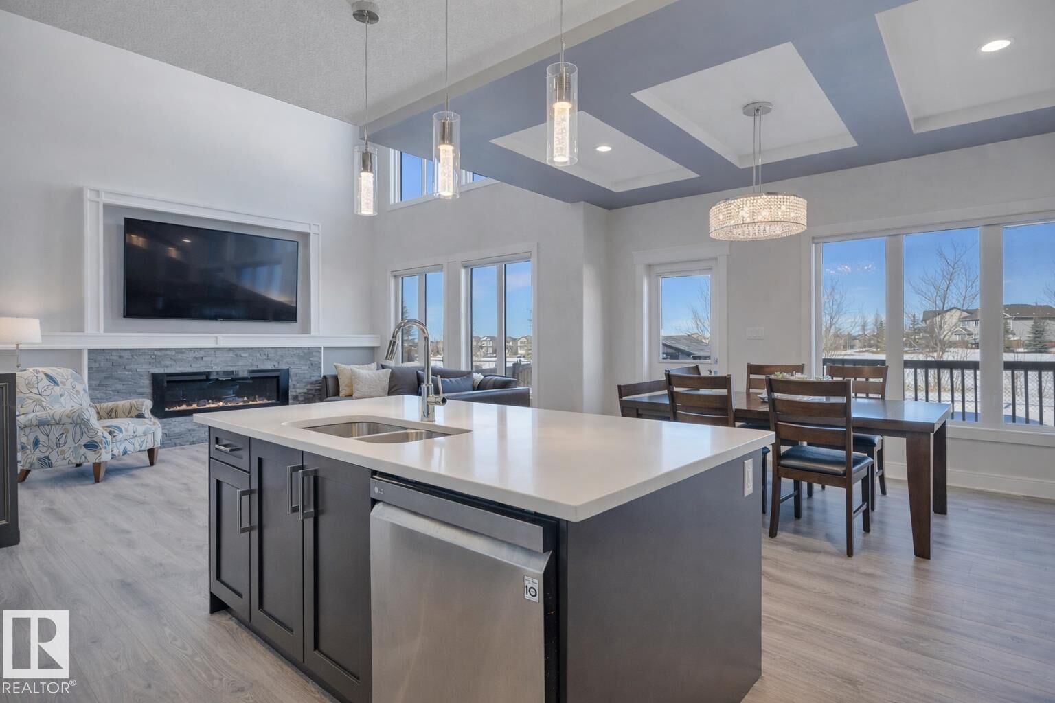 Property Photo:  36 Sandalwood Place  AB T9E 1C3 