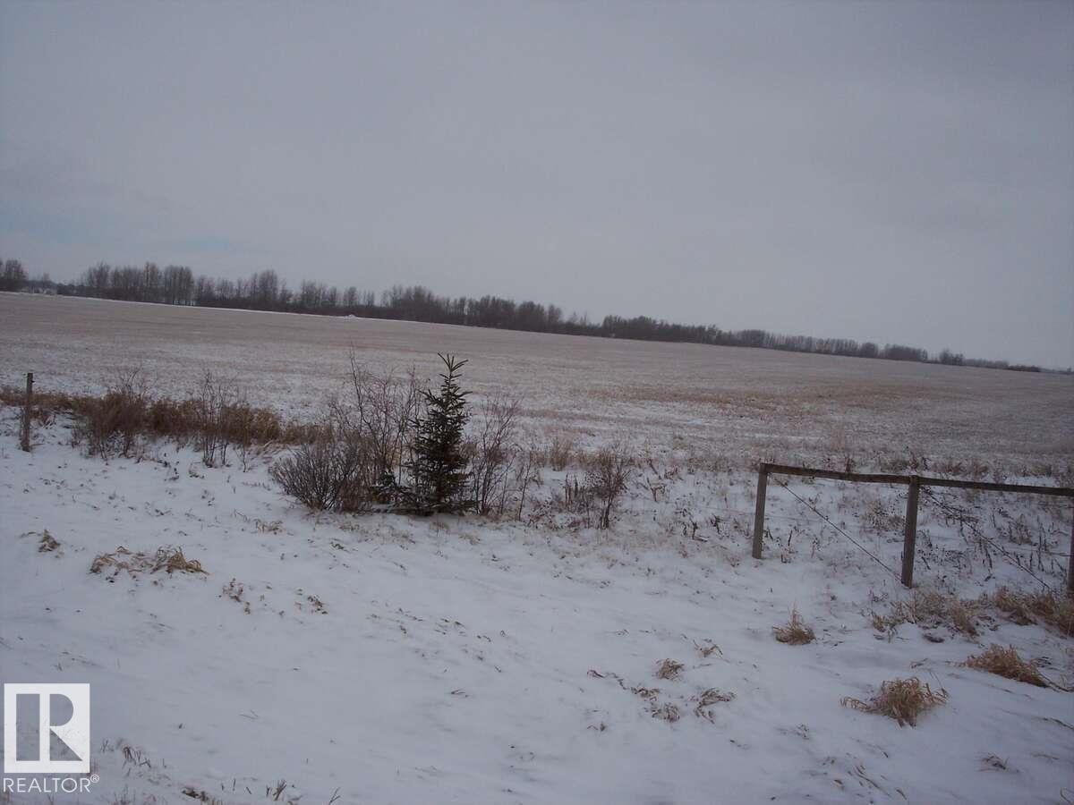 Property Photo:  Nw9-47-26W4  AB T0C 1Z0 