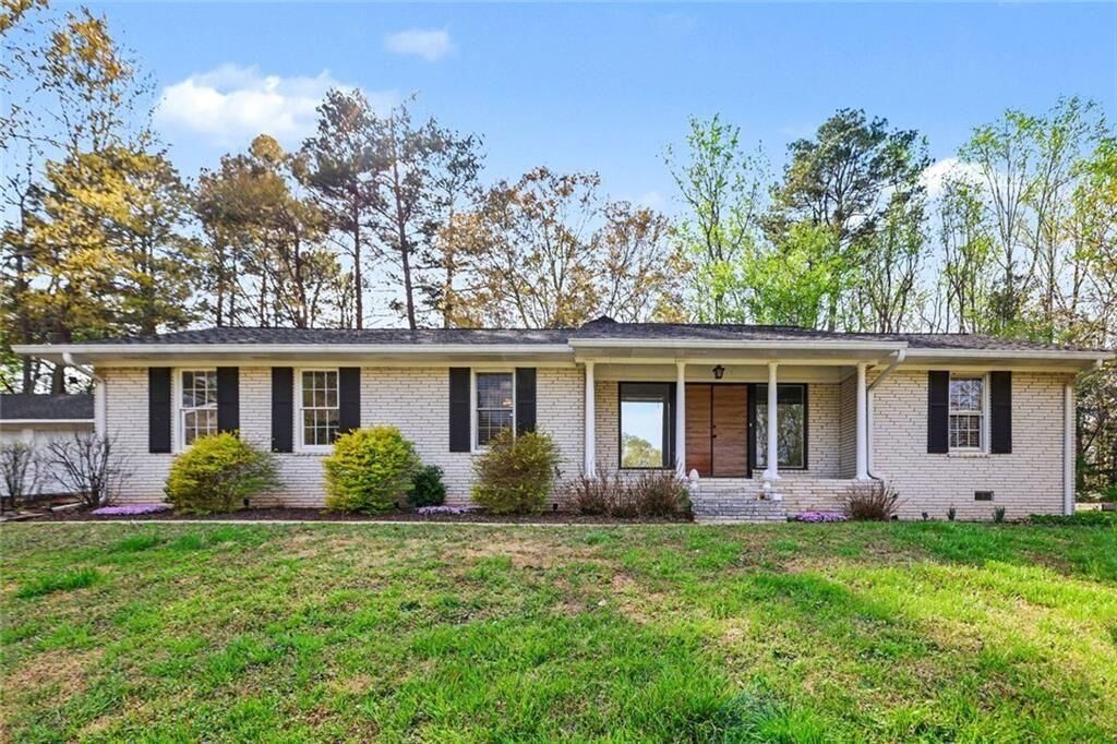 Property Photo: 4576 Driftwood Drive GA 30106