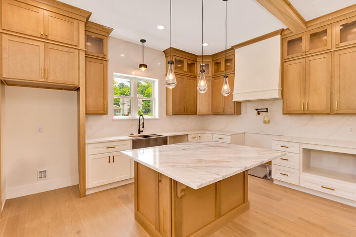 Property Photo:  1402 W 55th Street  TN 37409 