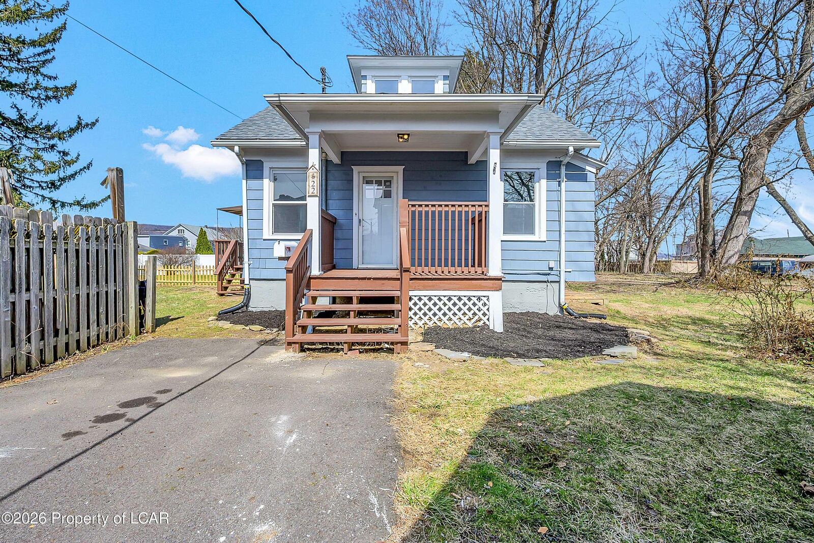 Property Photo: 22 Orchard Place PA 18704
