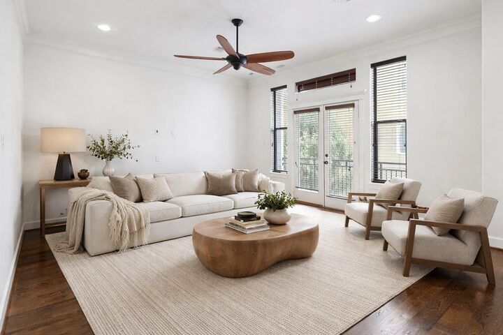 Property Photo:  612 W 27th Street  TX 77008 