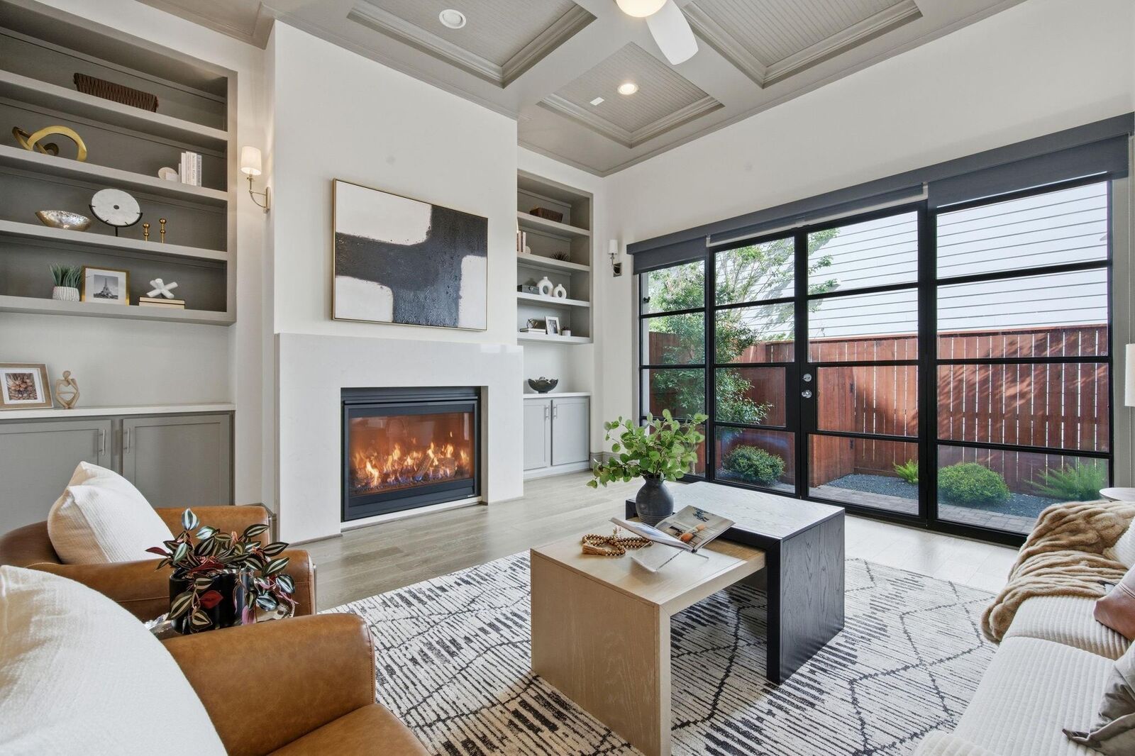 Property Photo: 1906 W 25th Street TX 77008