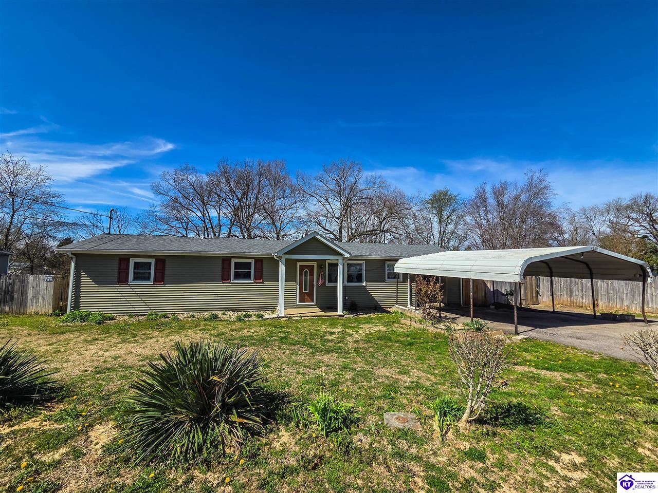 Property Photo:  483 Smith Street  KY 40160 