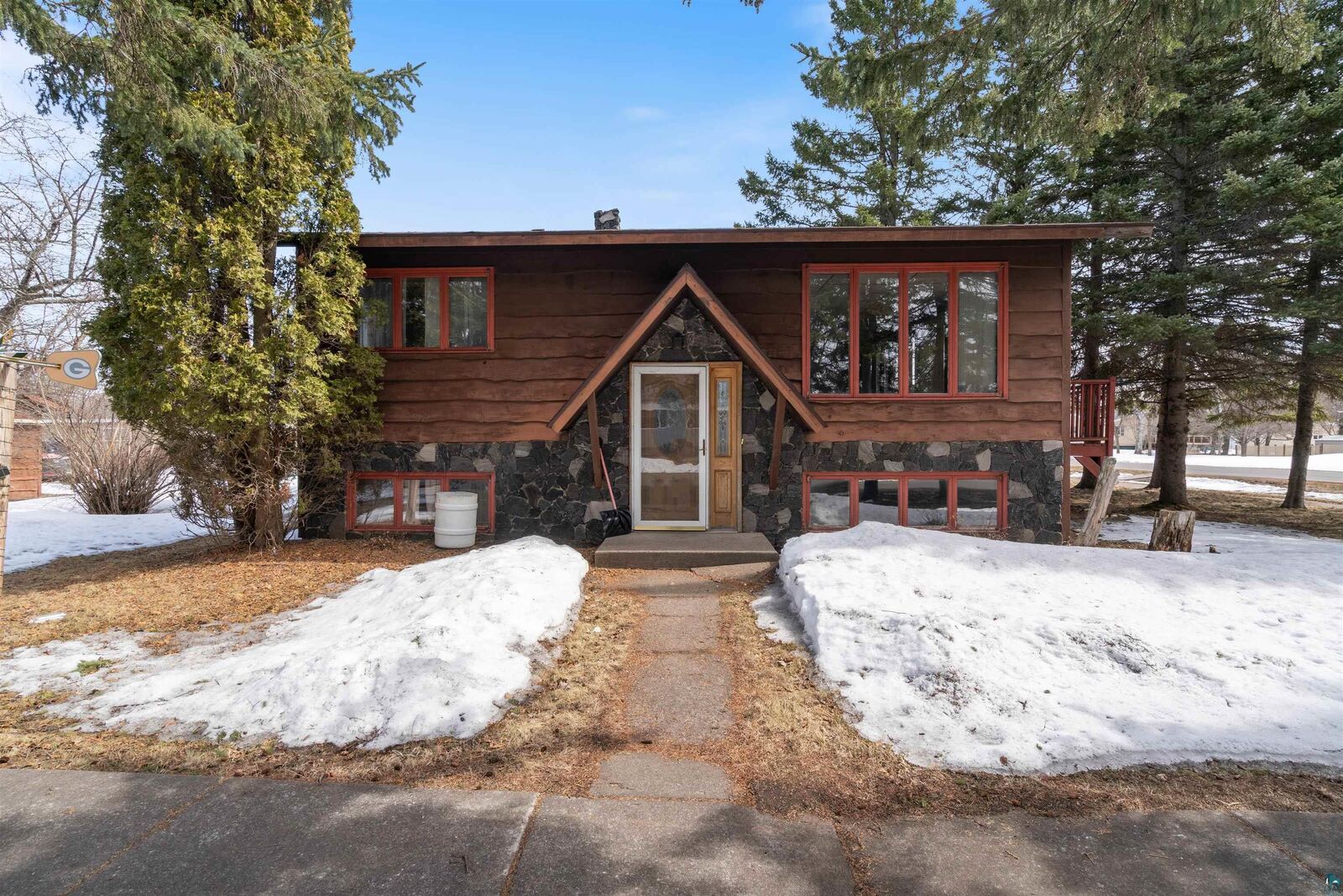 Property Photo:  1221 Central Ave  WI 54880 