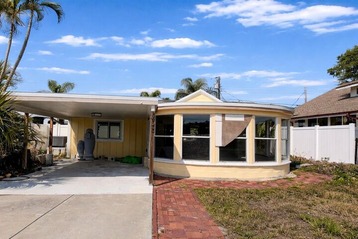 Property Photo: 3945 Sunrise Drive S FL 33705