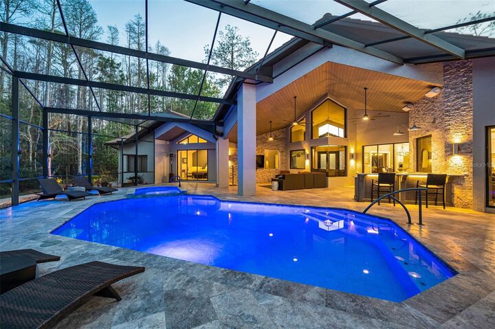 Property Photo: 5044 Kilkenney Court FL 34677