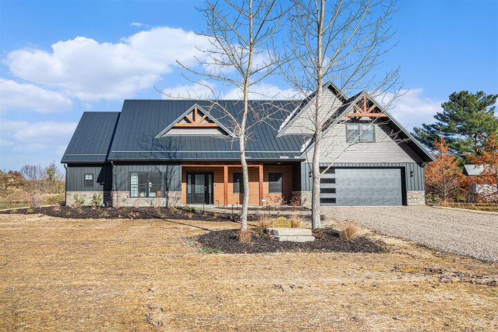 Property Photo:  13785 Jane Way  MI 49115-8313 