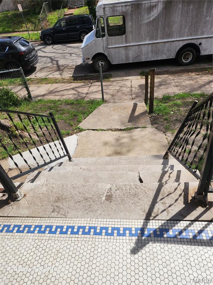 Property Photo:  1215 Clara Avenue  MO 63112 