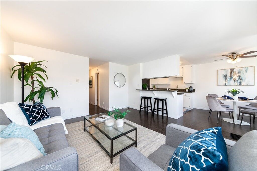 Property Photo:  1720 Ardmore Avenue 212  CA 90254 