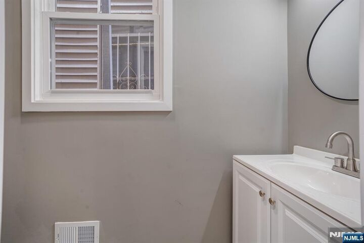 Property Photo: 235 S 7th NJ 07103