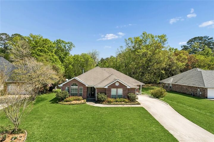 Property Photo: 321 Westwood Drive LA 70471