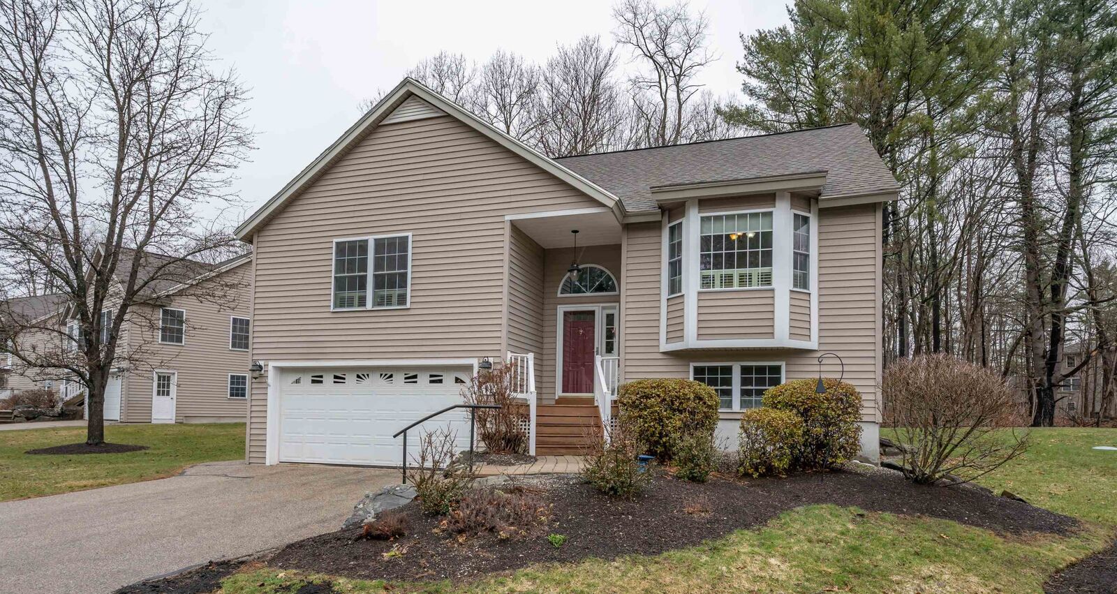 Property Photo:  11 Blueberry Lane  NH 03827 