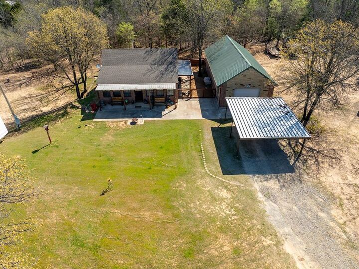 Property Photo:  115465 S 4302 Road  OK 74455 