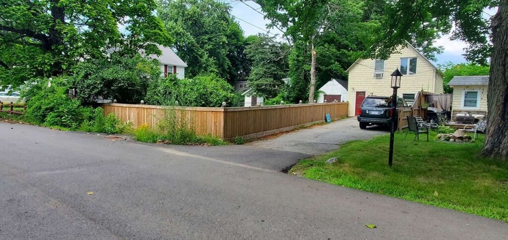 Property Photo: 19 Wallis Park MA 01462