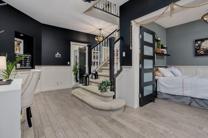 Property Photo: 5215 35 Avenue AB T4V 5H5