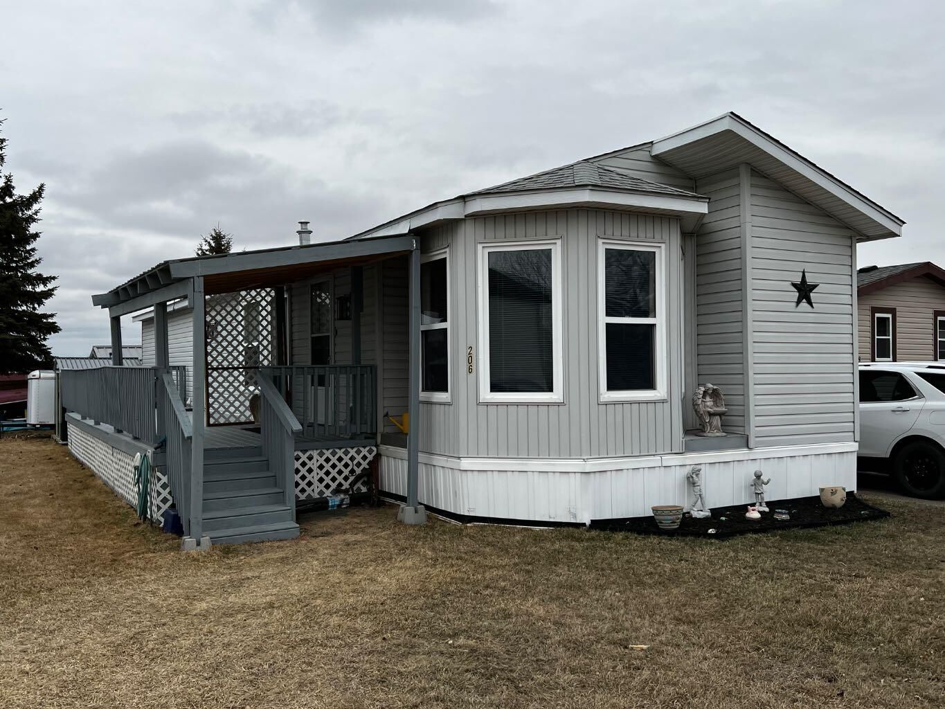 Photo de la propriété:  206 Homestead Close SE  AB T1V 1J8 