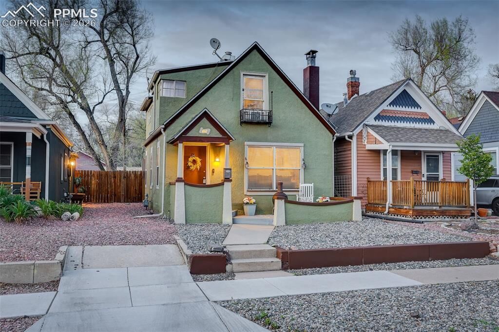 Property Photo:  412 E Columbia Street  CO 80907 