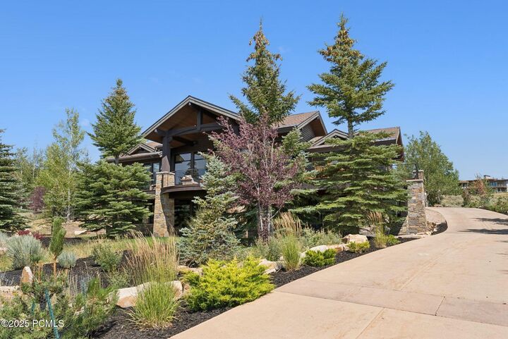 Property Photo:  3280 Westview Trail  UT 84098 