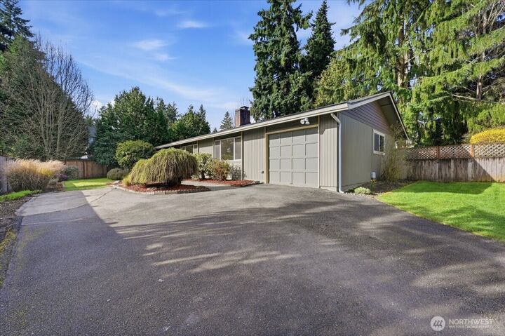 Property Photo: 1329 N 183rd Street WA 98133