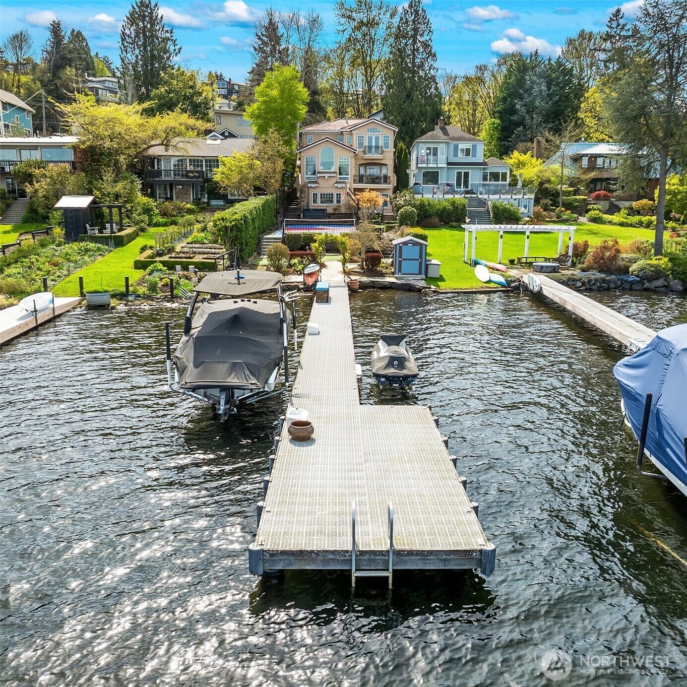 Property Photo:  8772  Sand Point Way NE  WA 98115 