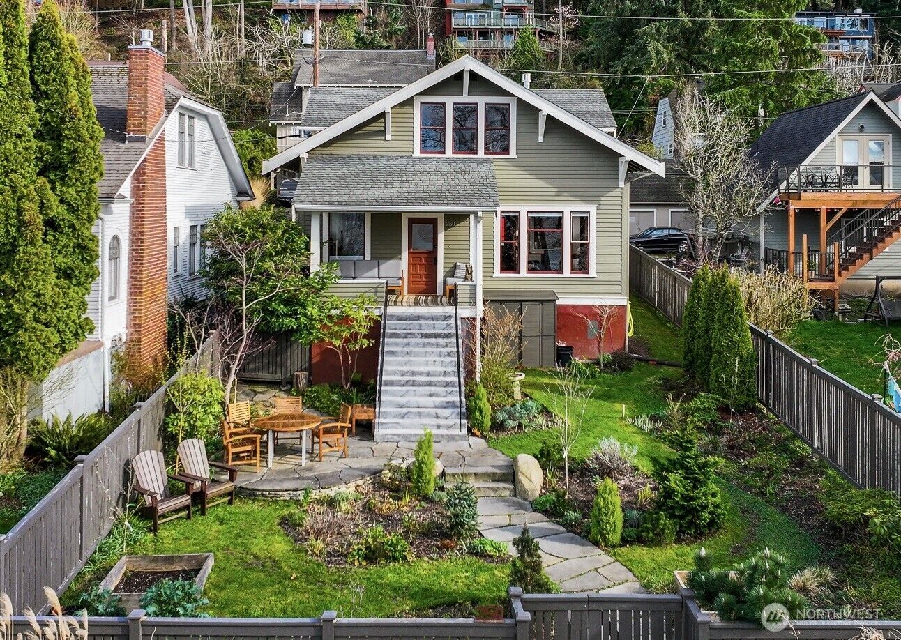 Property Photo:  250 N Forest Street  WA 98225 