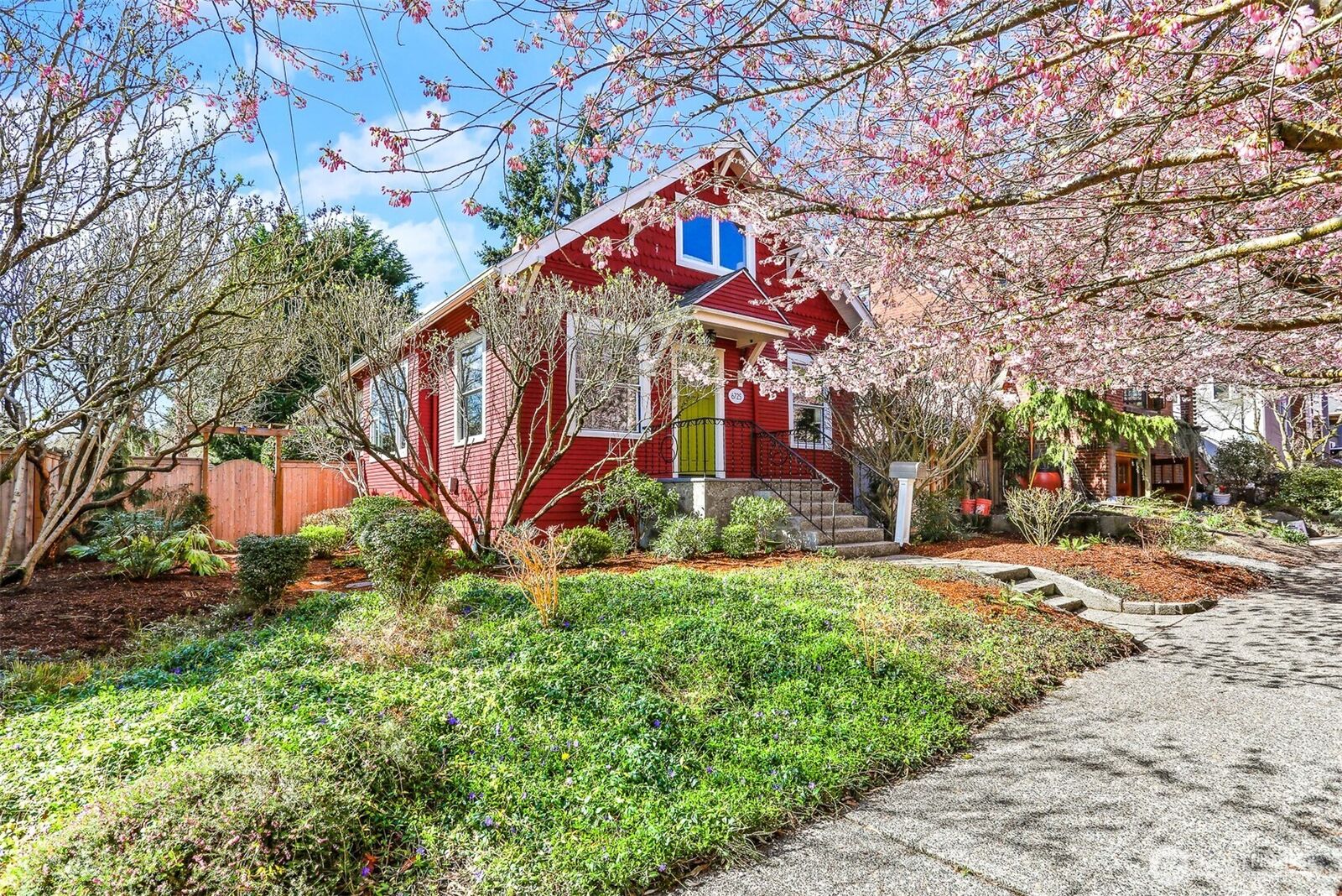 Property Photo:  6725  Earl Avenue NW  WA 98117 