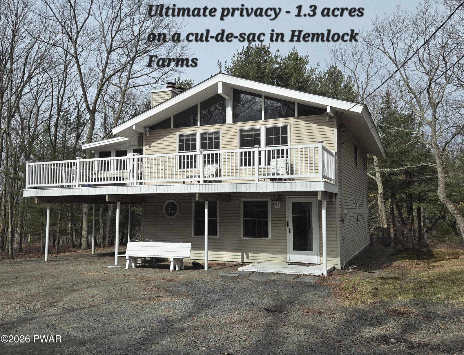 Property Photo:  802 Clydesdale Court  PA 18428 