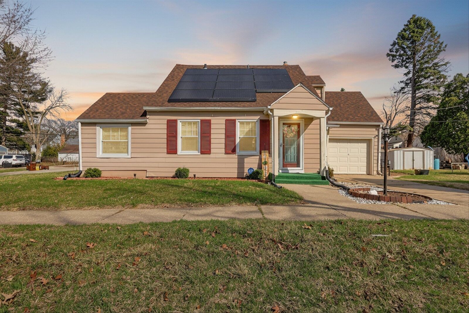 Property Photo:  1704 22nd Street  IL 61108 