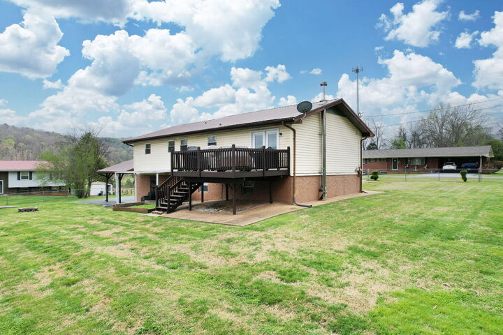 Property Photo:  1990 Ann Lane NW  TN 37312 