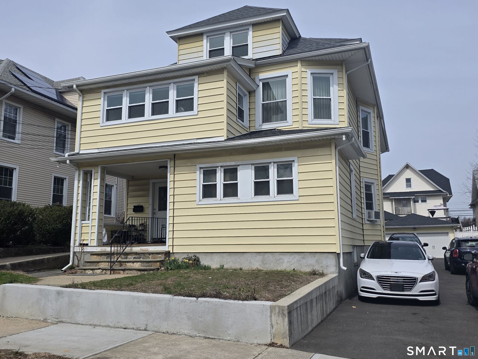 Property Photo:  68-70 Westfield Avenue  CT 06606 