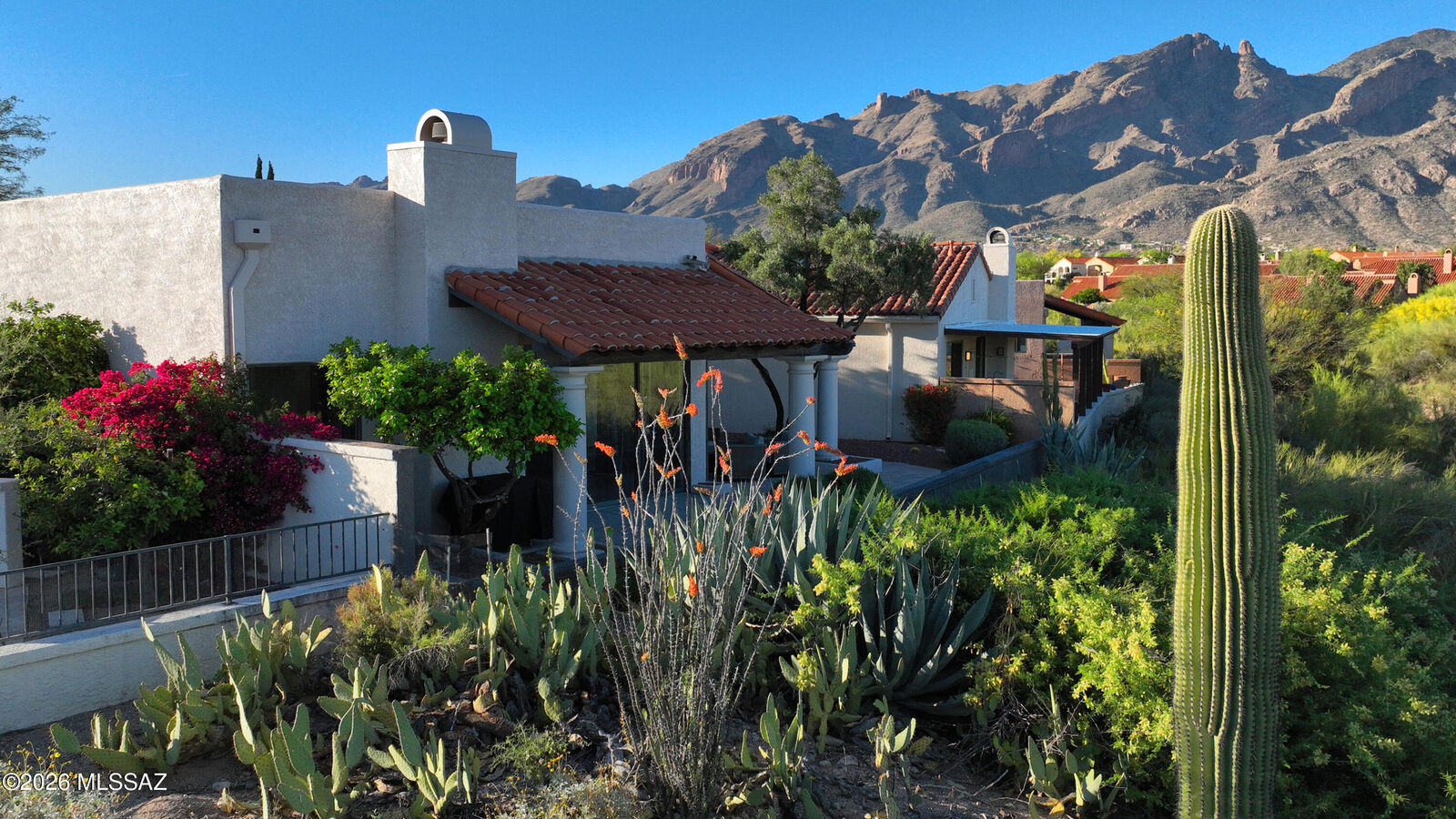 Property Photo:  5898 N Misty Ridge Drive  AZ 85718 