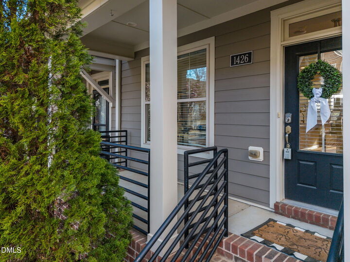 Property Photo: 1426 Crafton Way NC 27607
