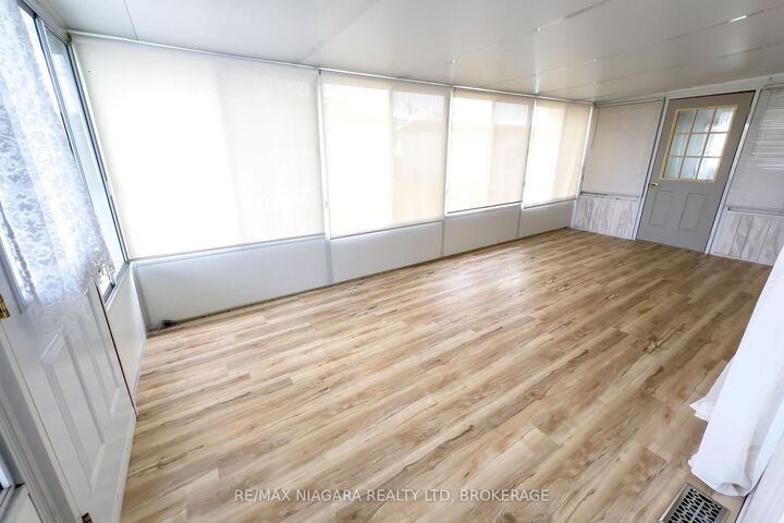 Property Photo: 3033 Townline Road 74 ON L0S 1S0